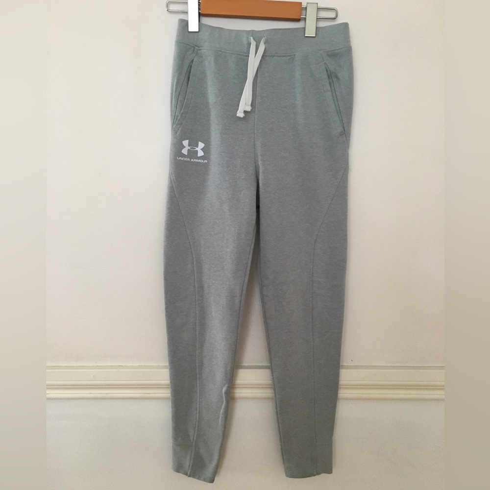 Under Armour sweat pants youth L